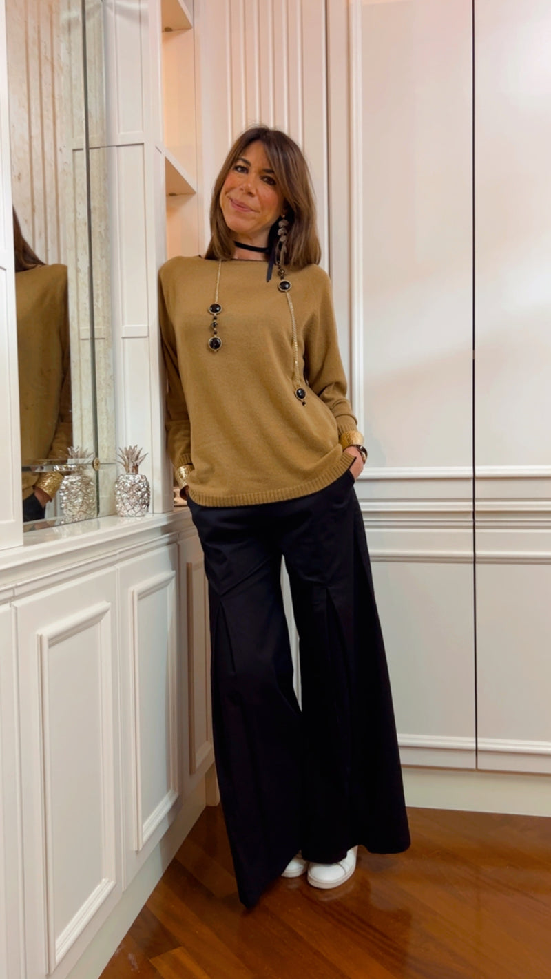 GIROCOLLO CAMMELLO INTENSO CON PROFILO NERO IN CASHMERE