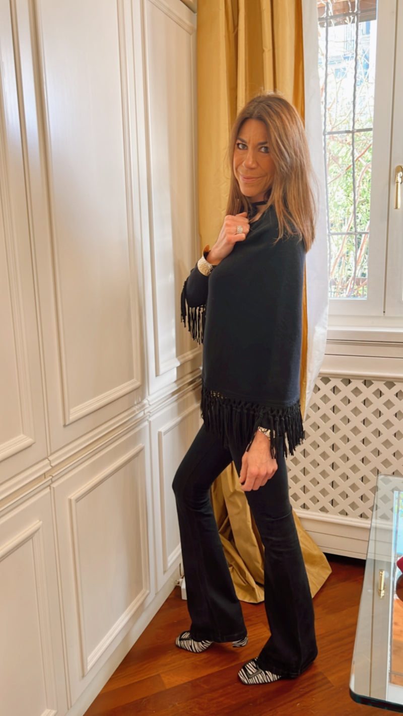 PRE ORDINE! PONCHO CON FRANGE NERO | 100% CASHMERE