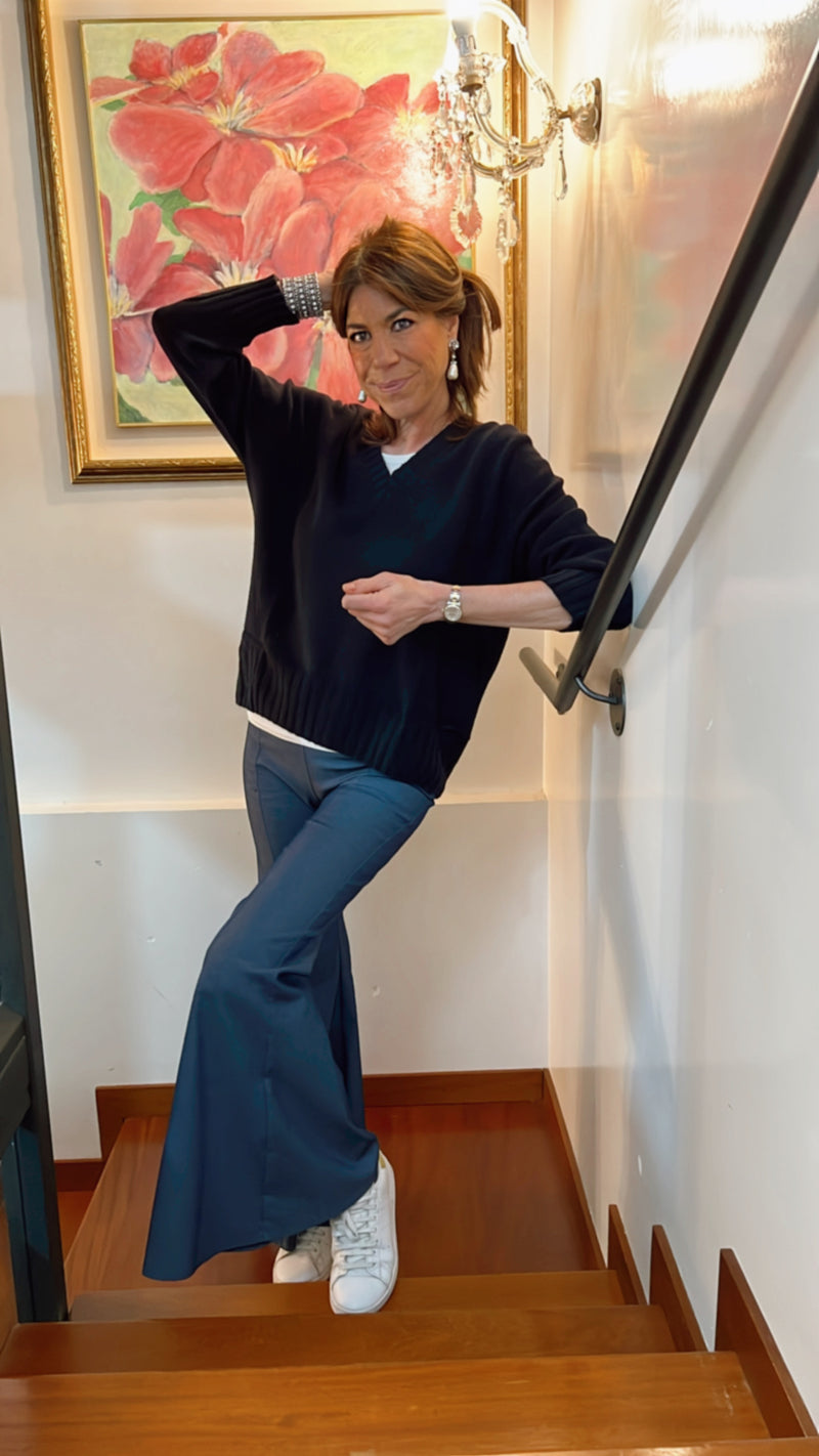 SCOLLO V PIUMA OVERSIZE ❤ BLU MARINE