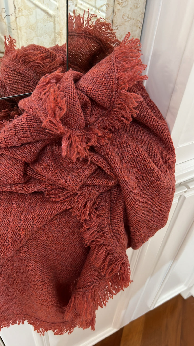 IL PONCHO GRUNGE RUGGINE CON FRANGE | 100% CASHMERE