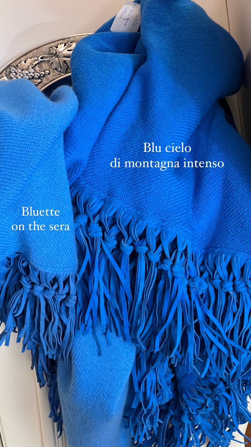 Maxi triangolo BLUETTE ON THE SEA con frange scamosciate