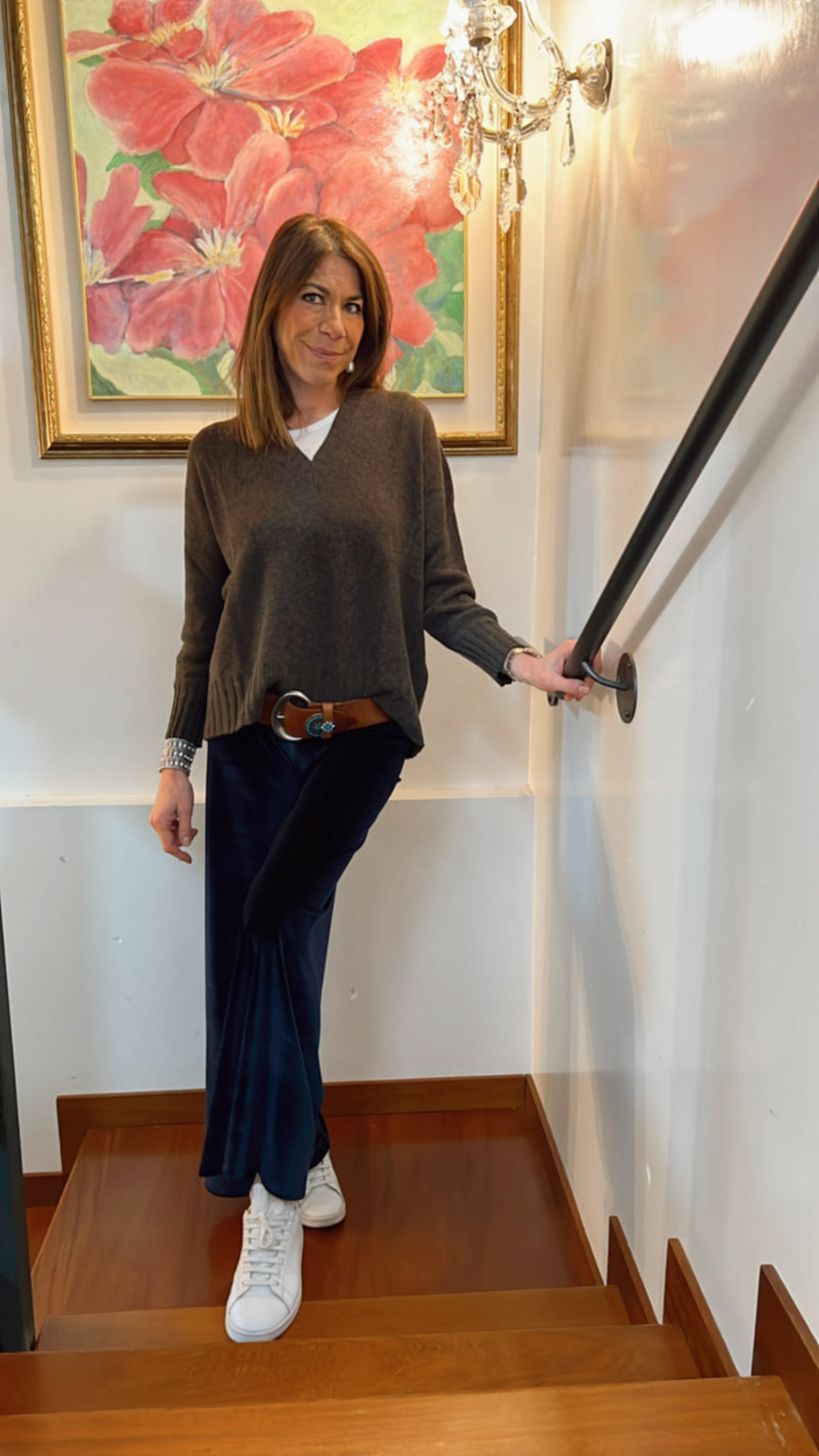 SCOLLO V PIUMA OVERSIZE ❤ CIOCCOLATO