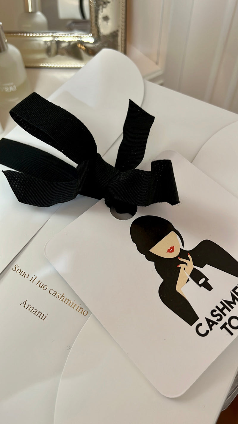 CONFEZIONE REGALO BIANCO/NERO