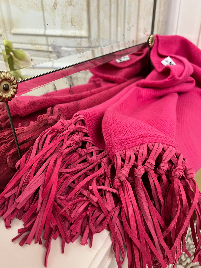 PONCHO CON FRANGE SCAMOSCIATE FUCSIA BUBBLE SHOCKING | 100% CASHMERE