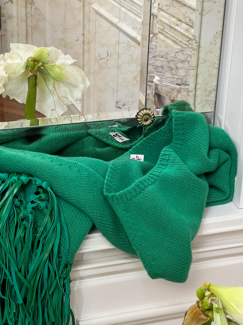 PONCHO CON FRANGE SCAMOSCIATE VERDE PRATO 100% CASHMERE